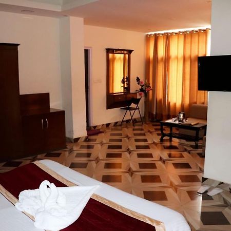 Adb Rooms Snow Touch Resort Manāli Εξωτερικό φωτογραφία