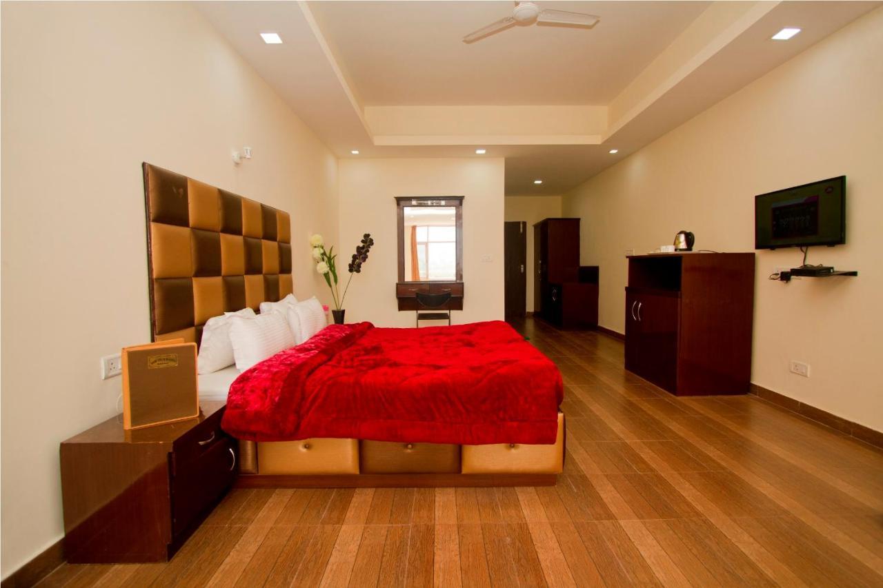 Adb Rooms Snow Touch Resort Manāli Εξωτερικό φωτογραφία