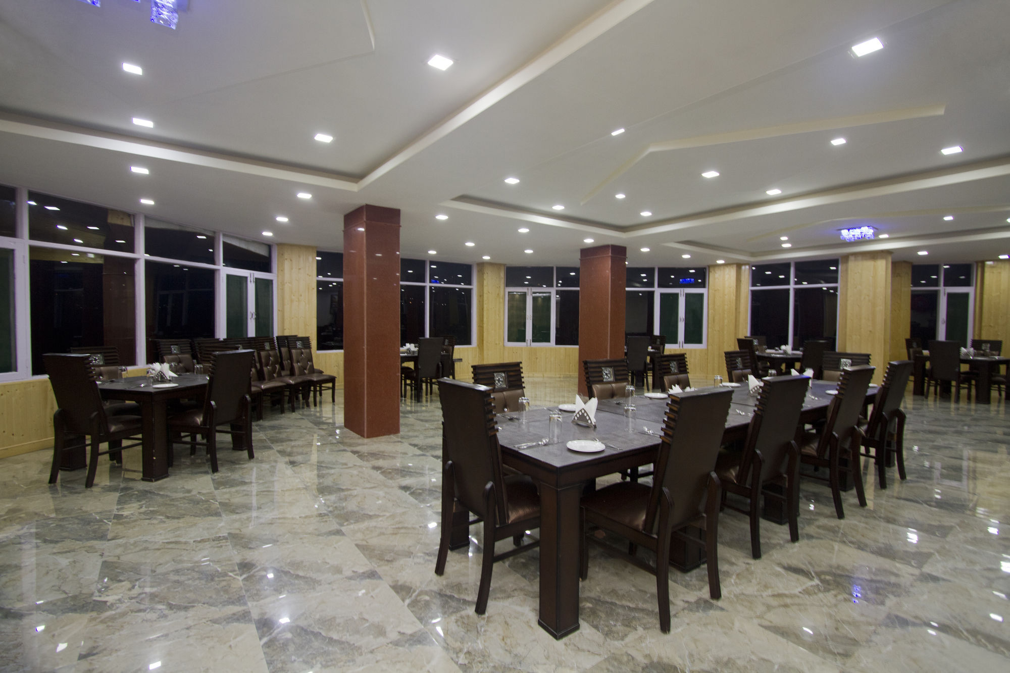 Adb Rooms Snow Touch Resort Manāli Εξωτερικό φωτογραφία
